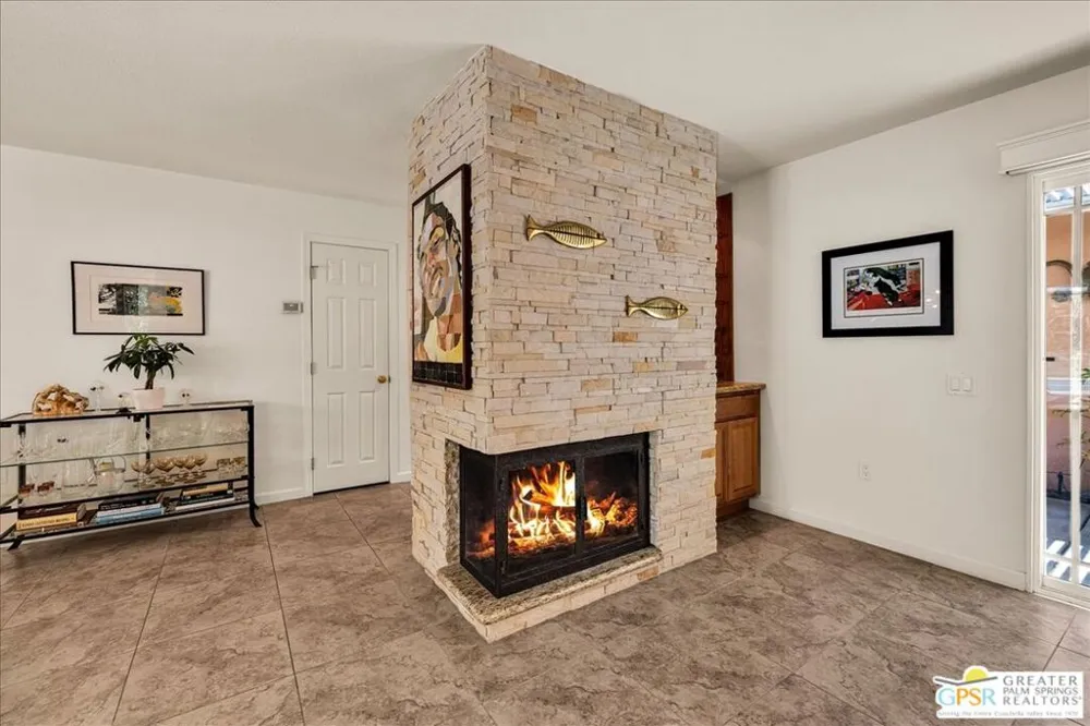 38061 Chuperosa Lane Cathedral City, CA 92234