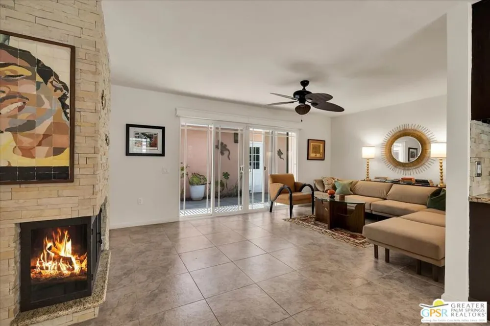 38061 Chuperosa Lane Cathedral City, CA 92234