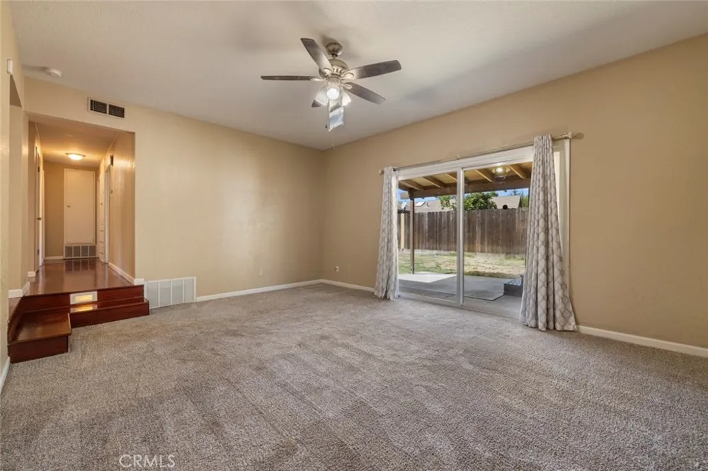 2905 Debbie Modesto, CA 95350