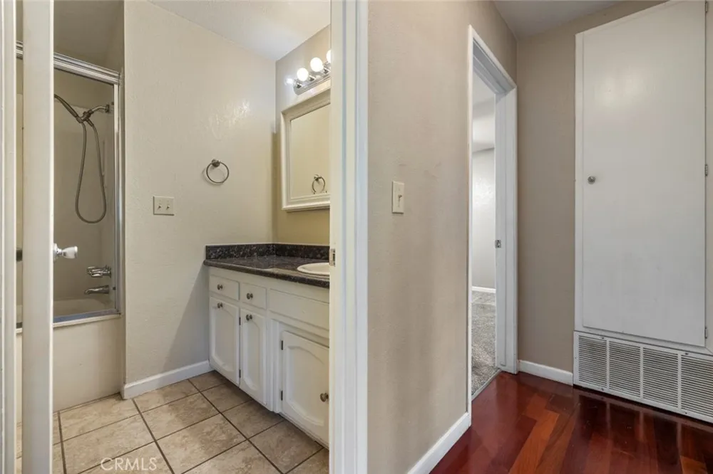2905 Debbie Modesto, CA 95350
