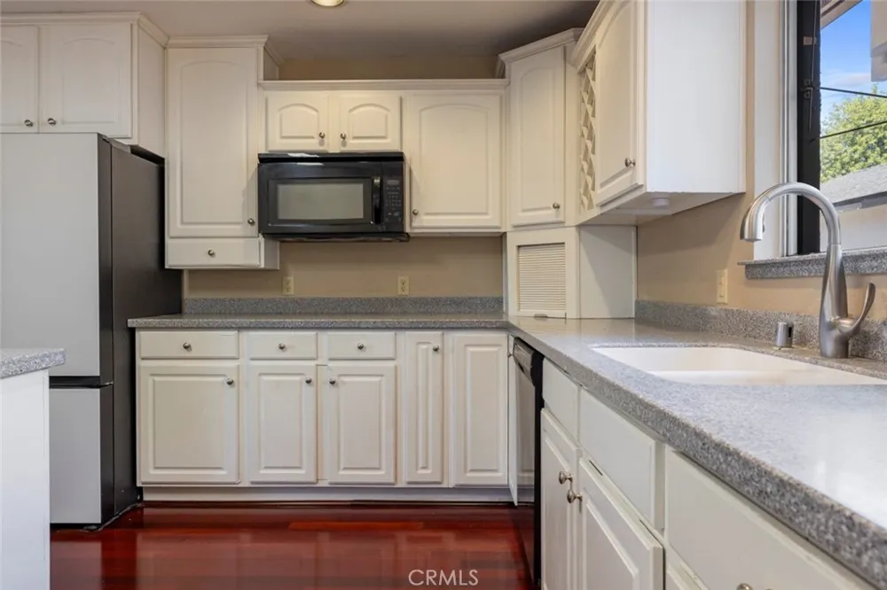 2905 Debbie Modesto, CA 95350