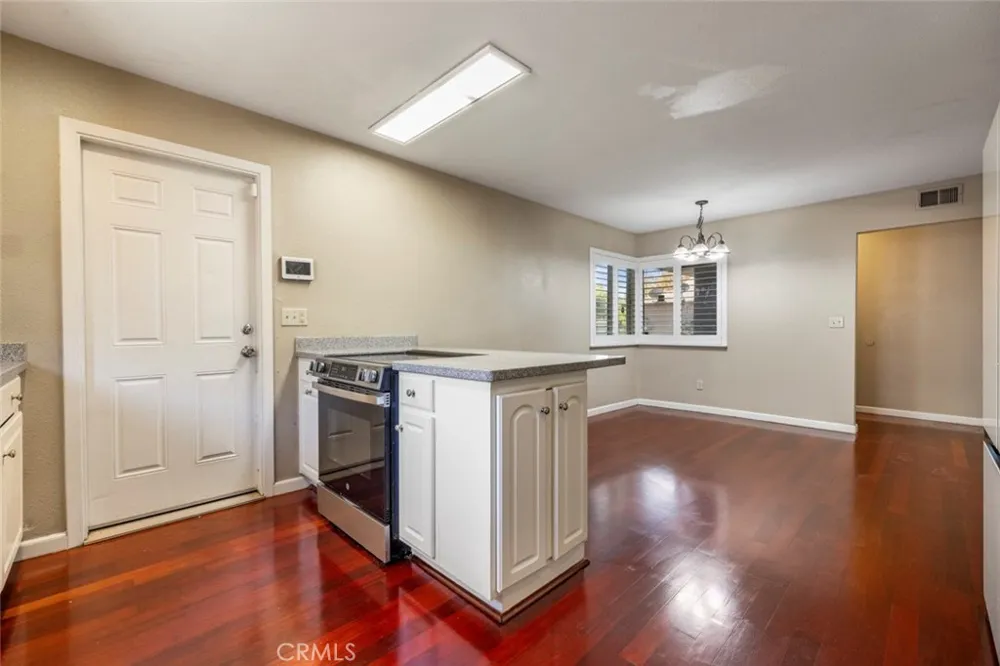 2905 Debbie Modesto, CA 95350
