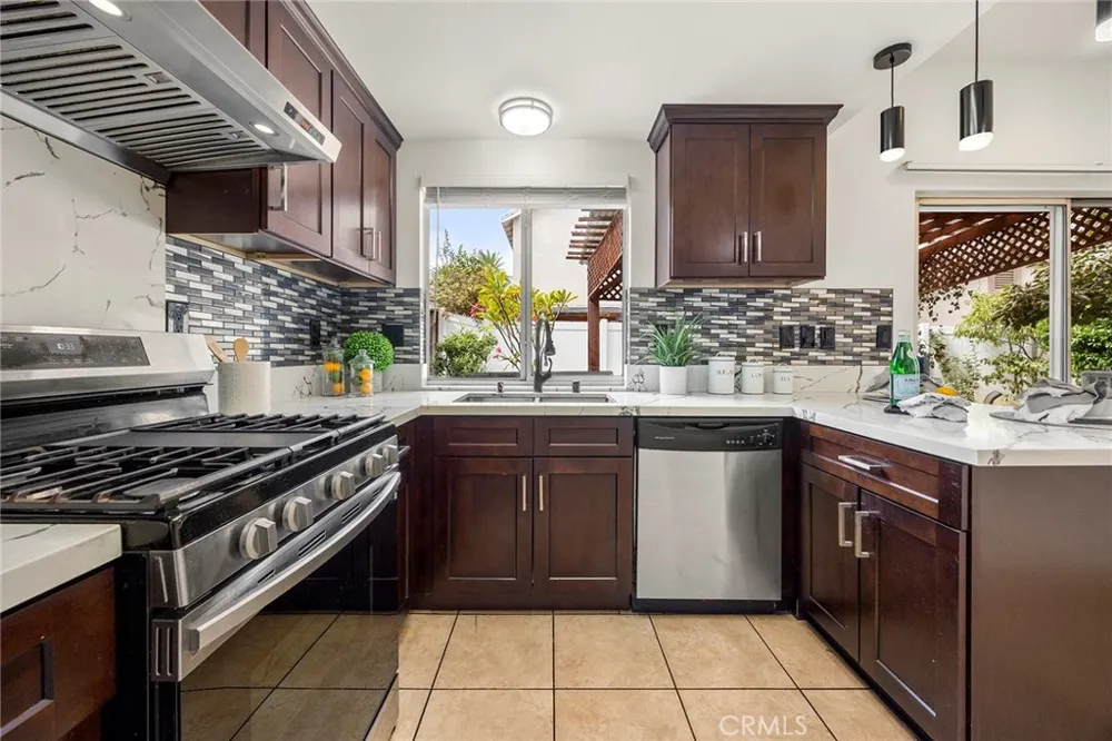 3242 Kirklee Riverside, CA 92504