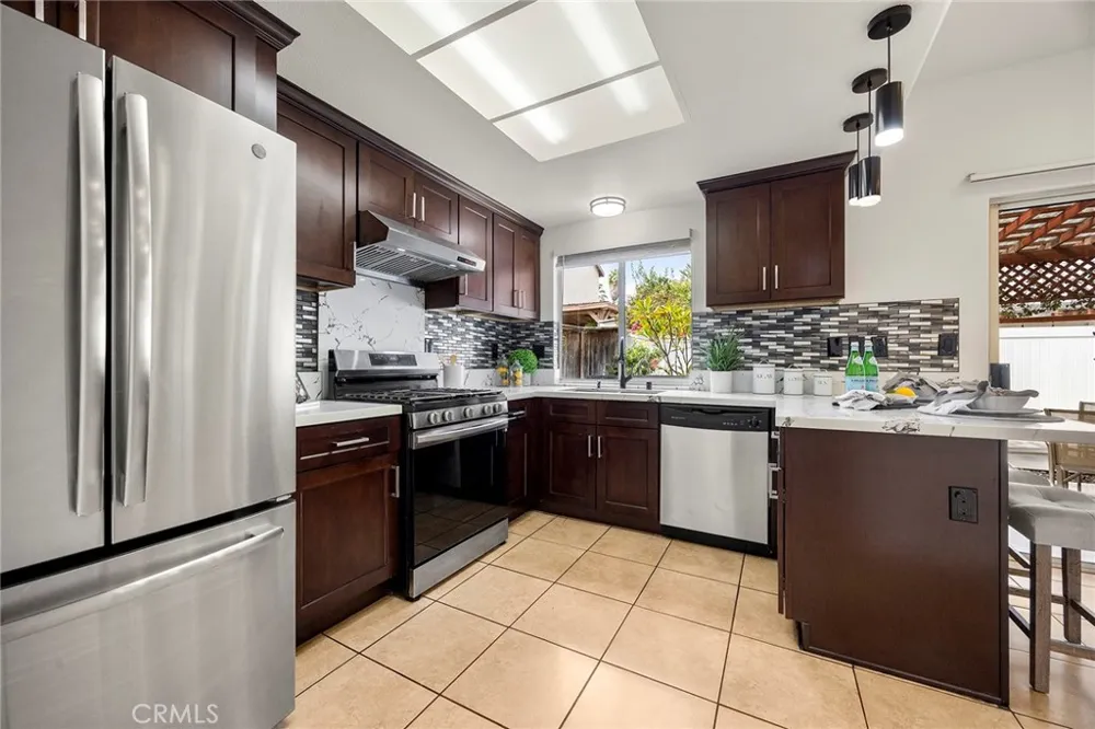 3242 Kirklee Riverside, CA 92504