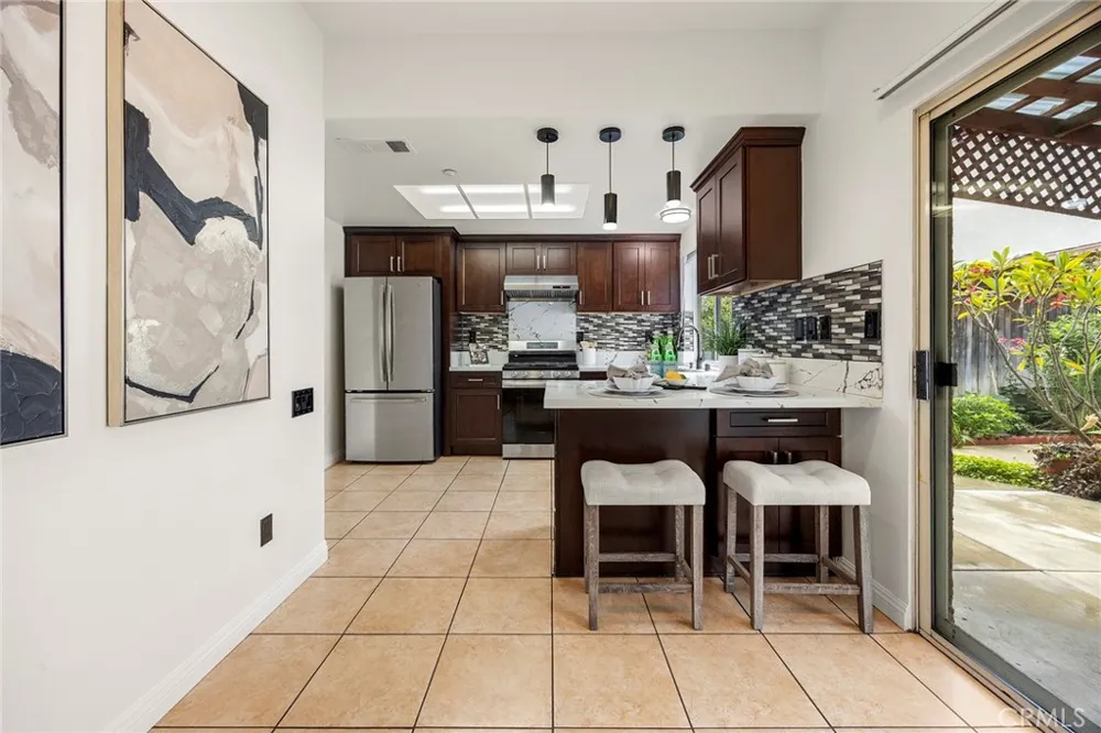 3242 Kirklee Riverside, CA 92504