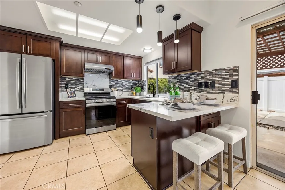 3242 Kirklee Riverside, CA 92504