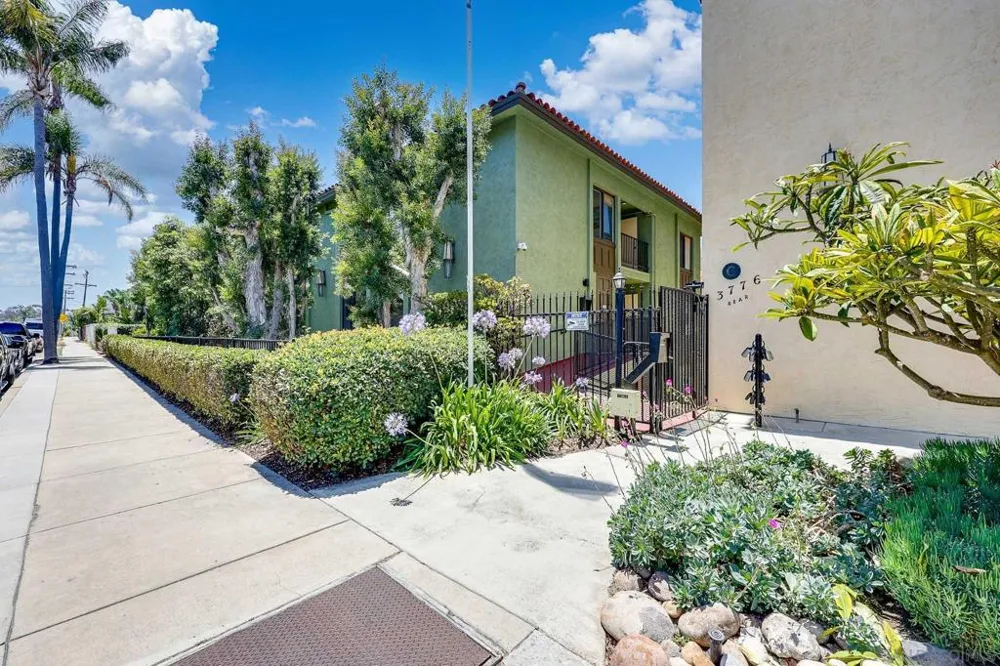 3786 Alabama St #201 San Diego, CA 92104