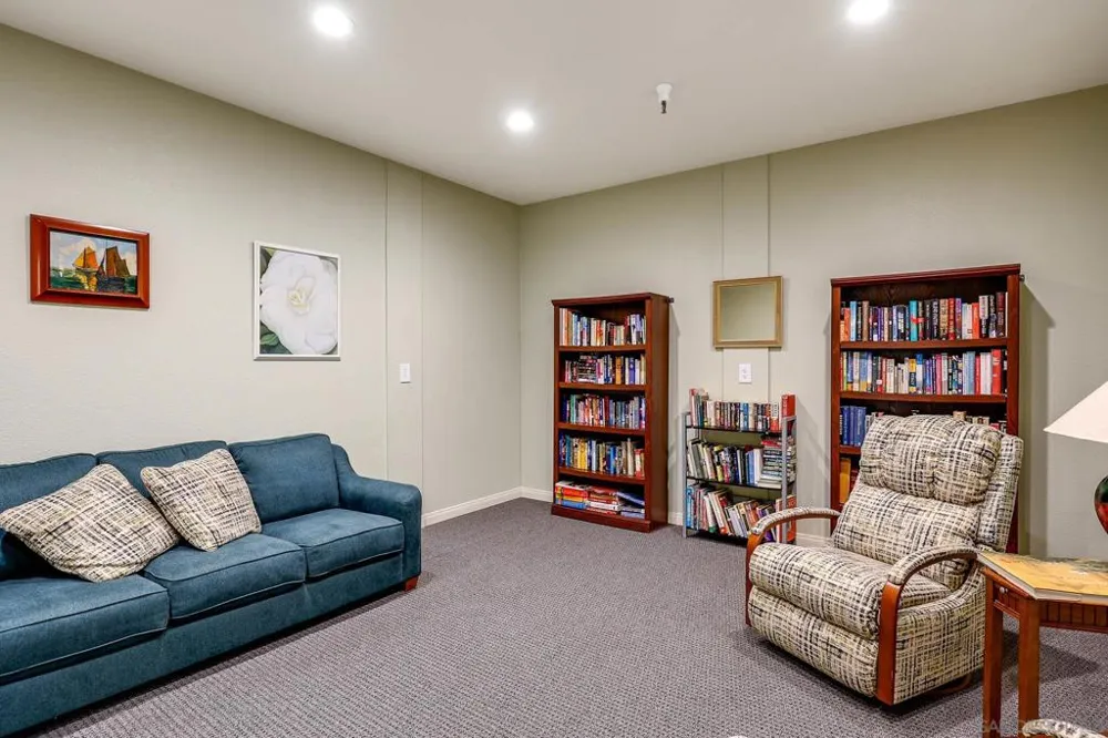 3786 Alabama St #201 San Diego, CA 92104