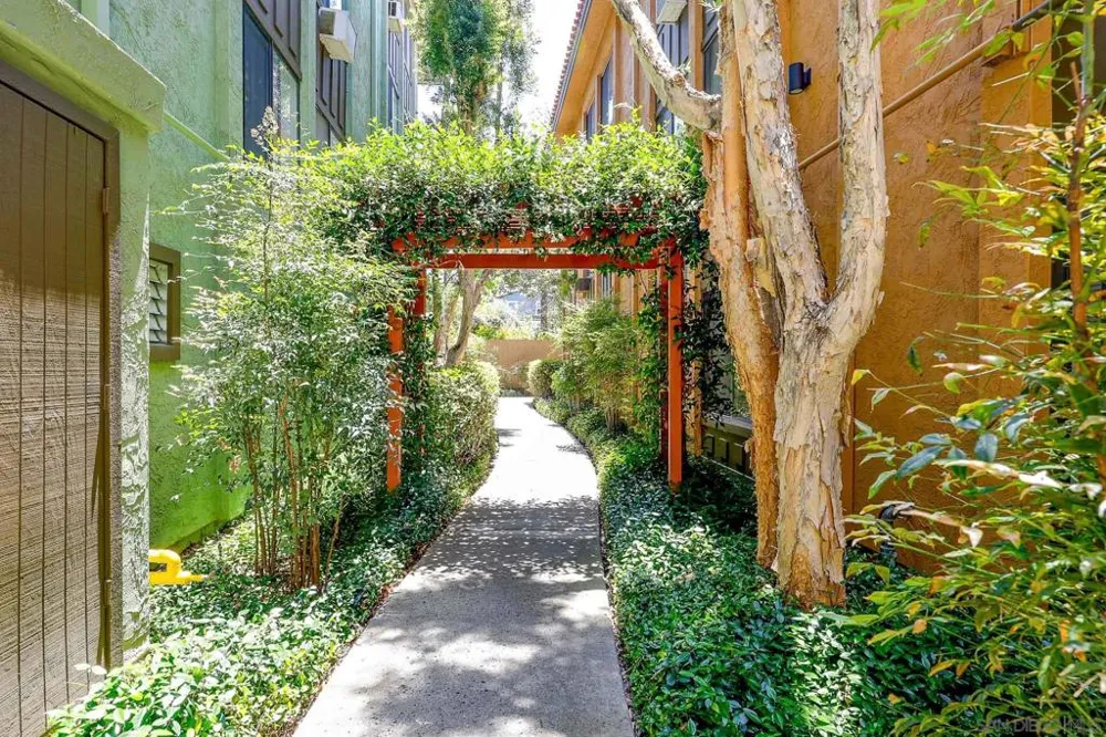3786 Alabama St #201 San Diego, CA 92104