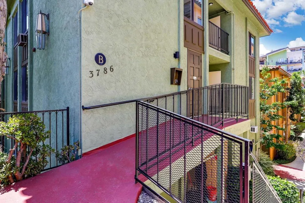 3786 Alabama St #201 San Diego, CA 92104