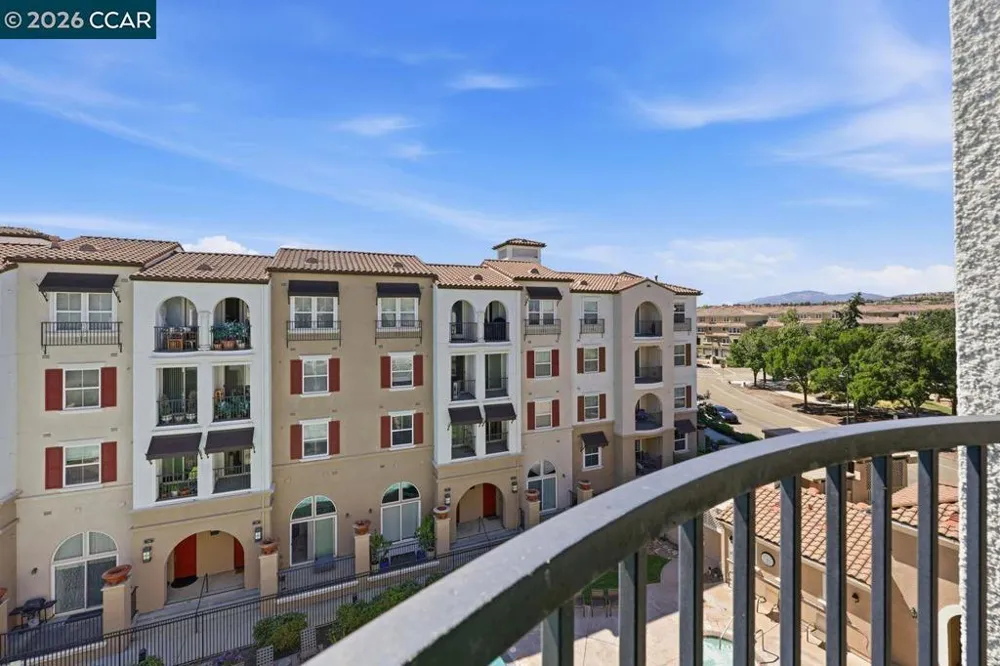 3290 Maguire Way #404 Dublin, CA 94568