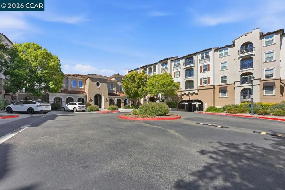 3290 Maguire Way #404 Dublin, CA 94568