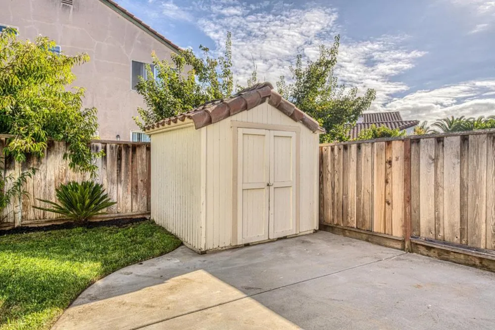 1037 Twin Creeks Drive Salinas, CA 93905
