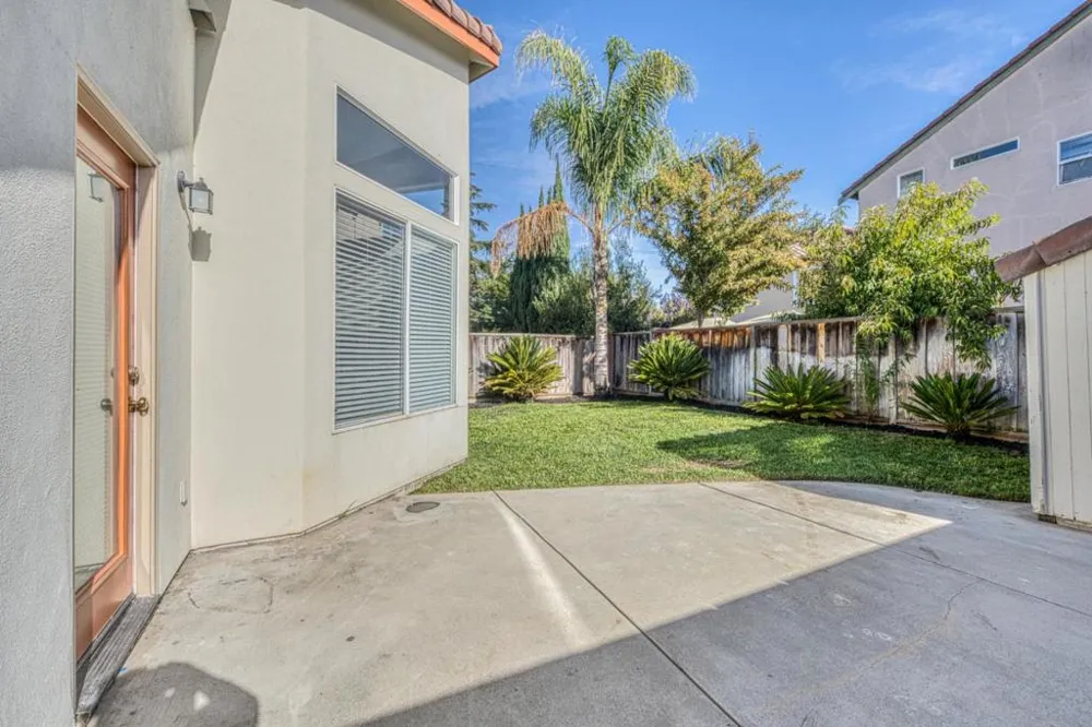 1037 Twin Creeks Drive Salinas, CA 93905