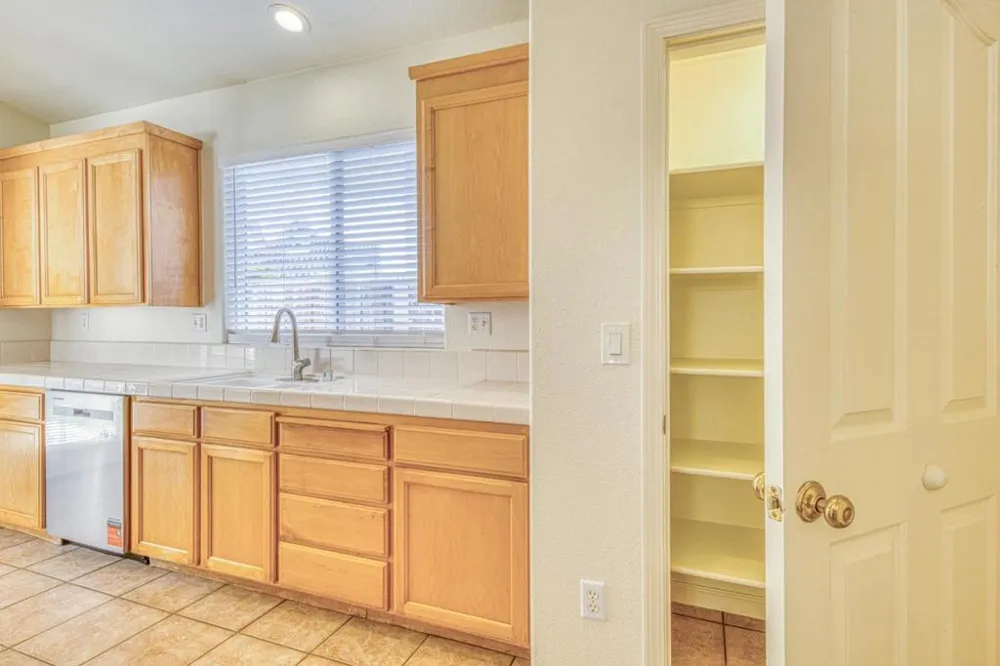 1037 Twin Creeks Drive Salinas, CA 93905