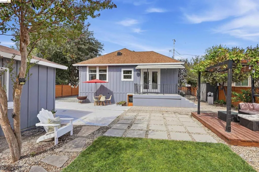 214 E Knoles Way Stockton, CA 95204