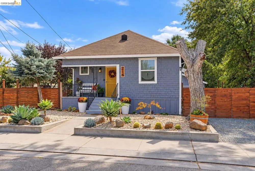 214 E Knoles Way Stockton, CA 95204