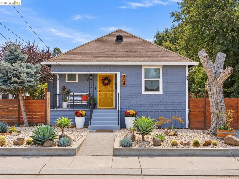 214 E Knoles Way Stockton, CA 95204