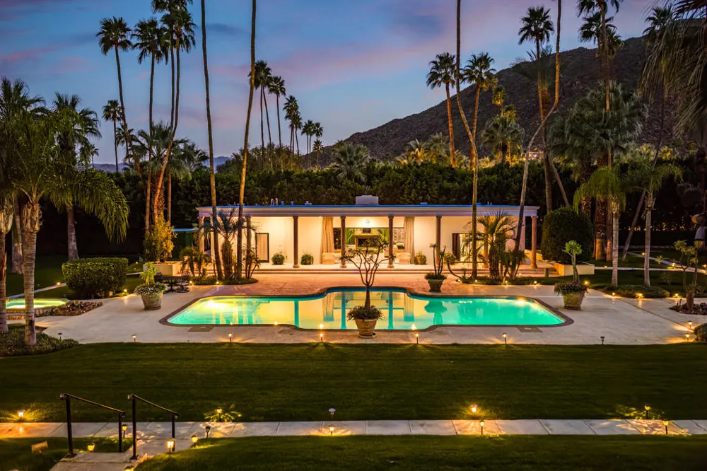 457 W Hermosa Place Palm Springs, CA 92262