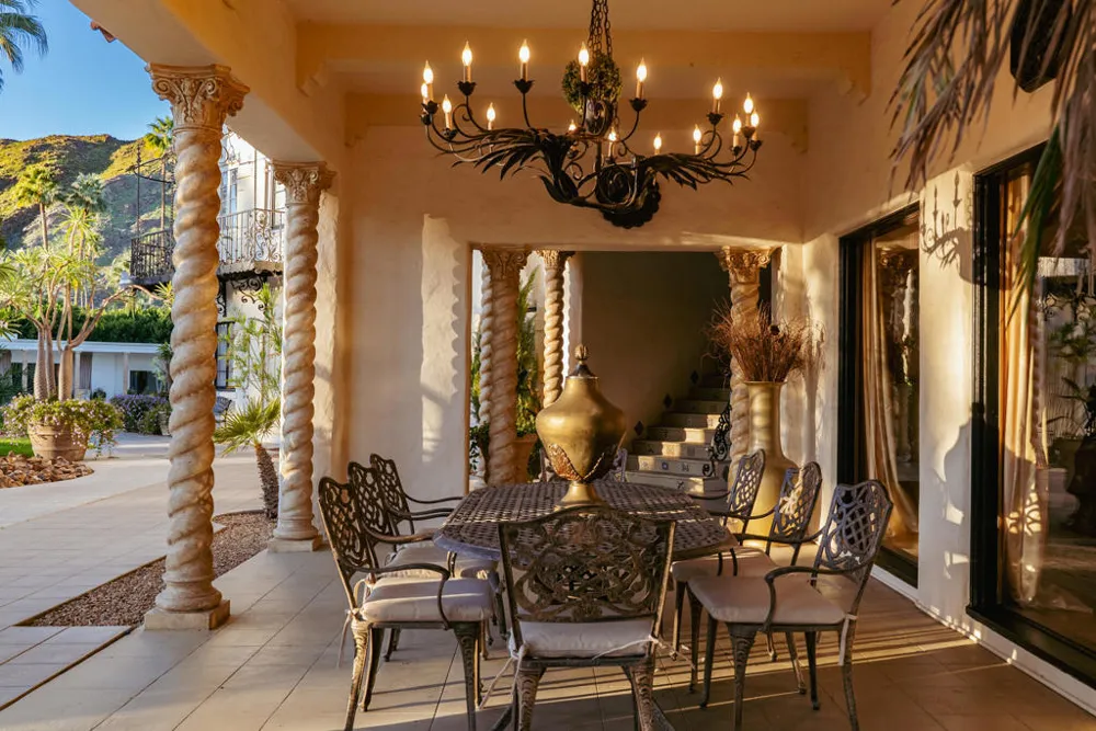457 W Hermosa Place Palm Springs, CA 92262