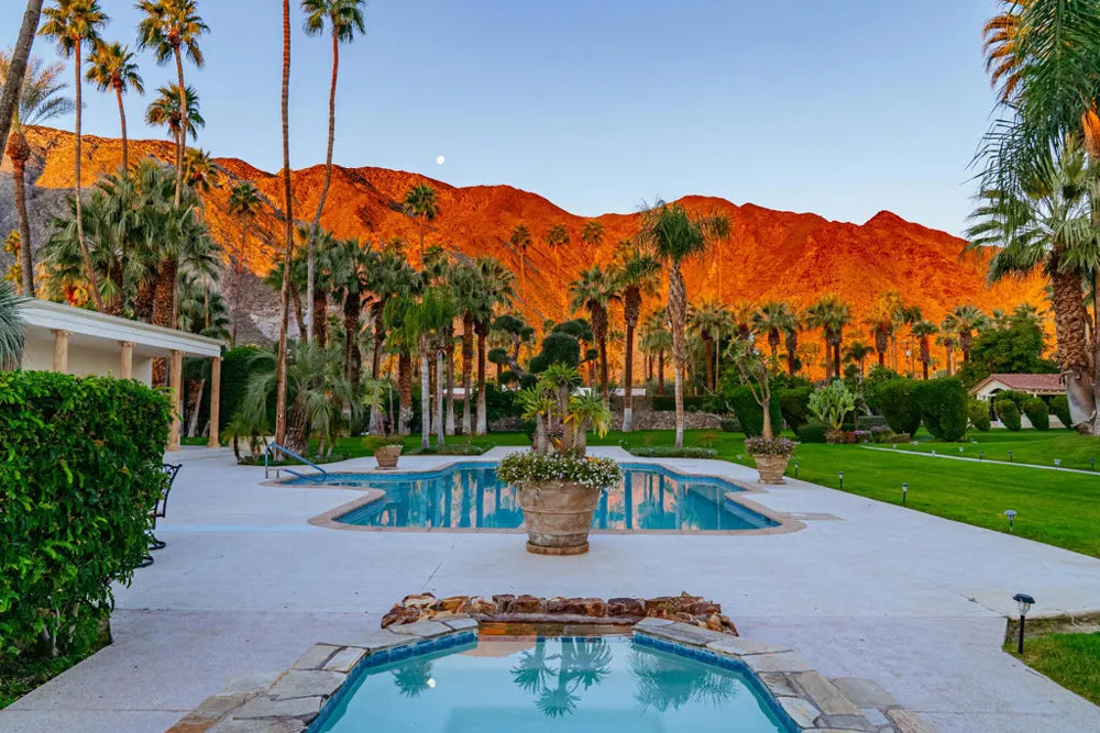 457 W Hermosa Place Palm Springs, CA 92262