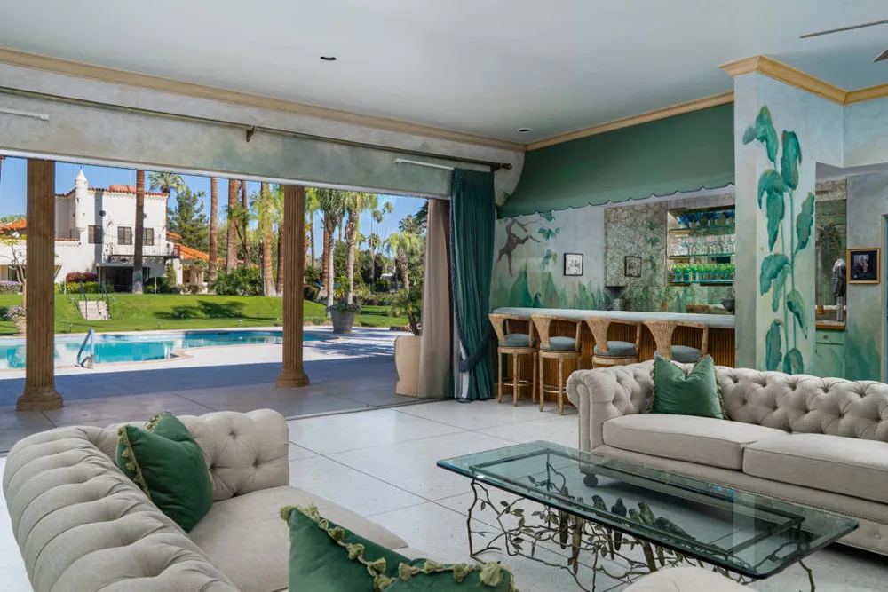 457 W Hermosa Place Palm Springs, CA 92262