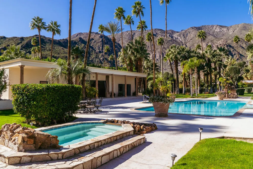 457 W Hermosa Place Palm Springs, CA 92262