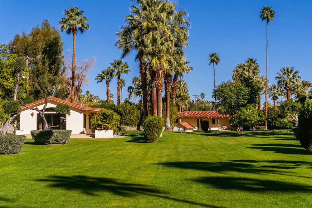 457 W Hermosa Place Palm Springs, CA 92262