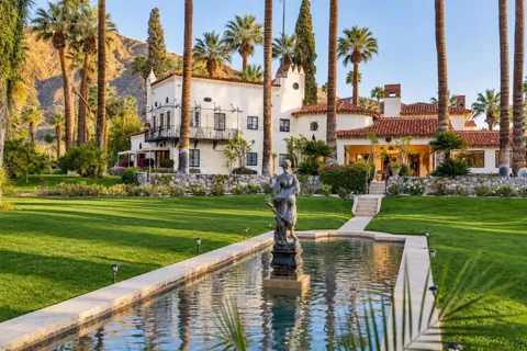 457 W Hermosa Place