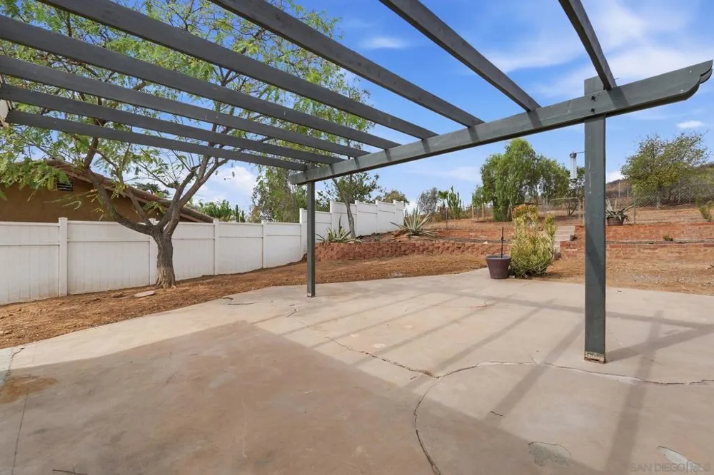 3814 Rojo Tierra La Mesa, CA 91941