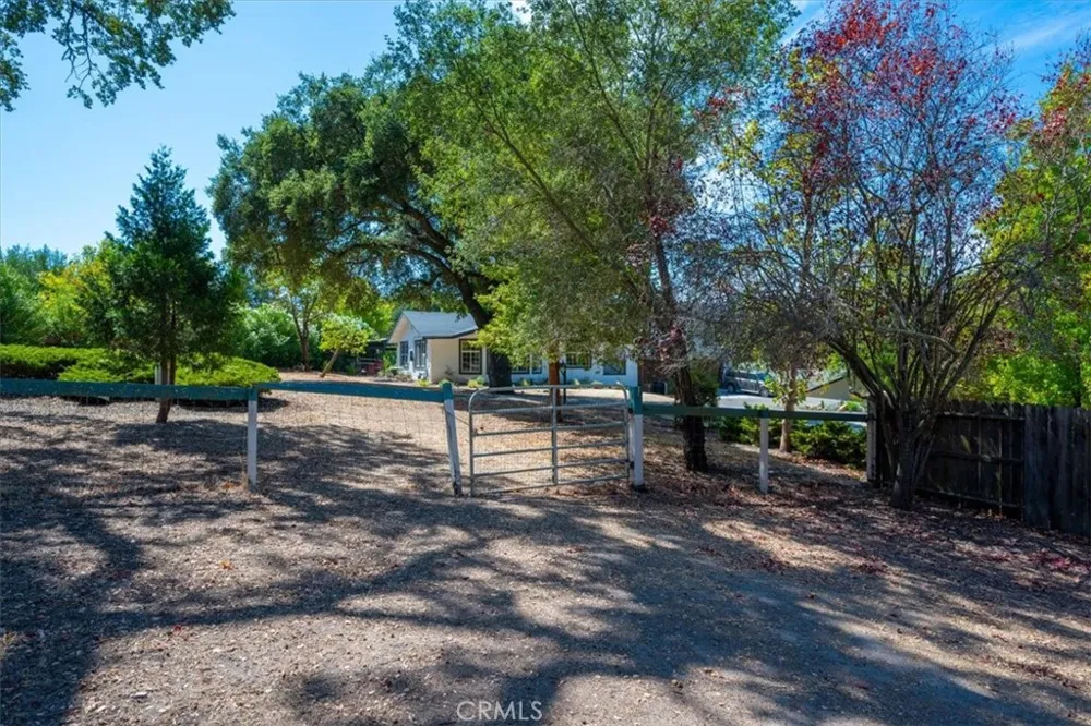 9040 Caleta Atascadero, CA 93422