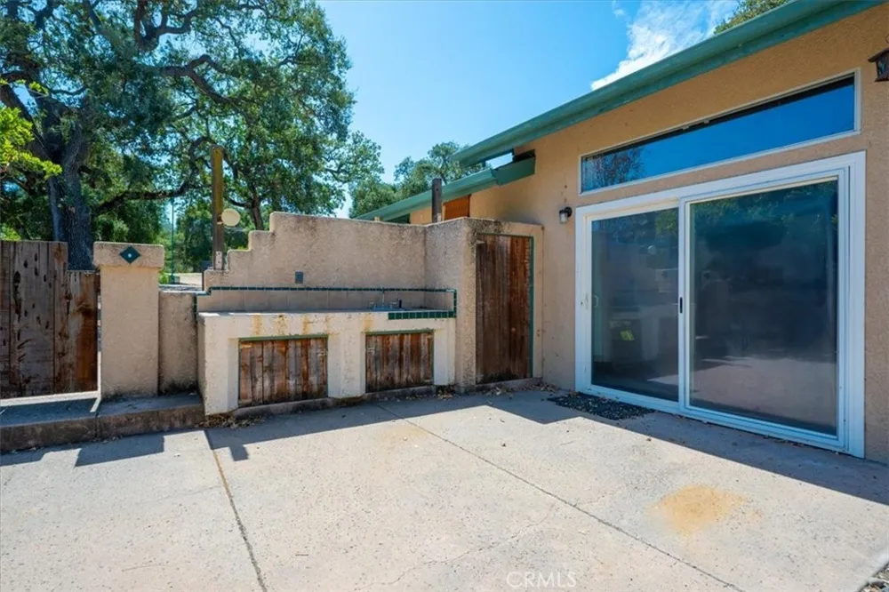 9040 Caleta Atascadero, CA 93422