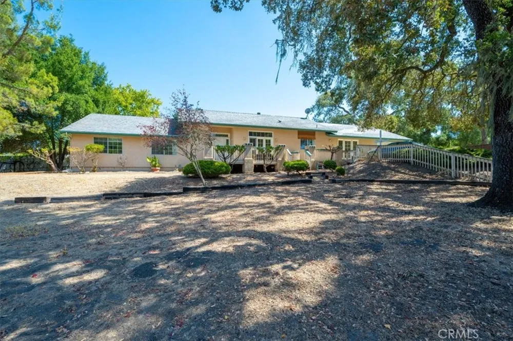 9040 Caleta Atascadero, CA 93422