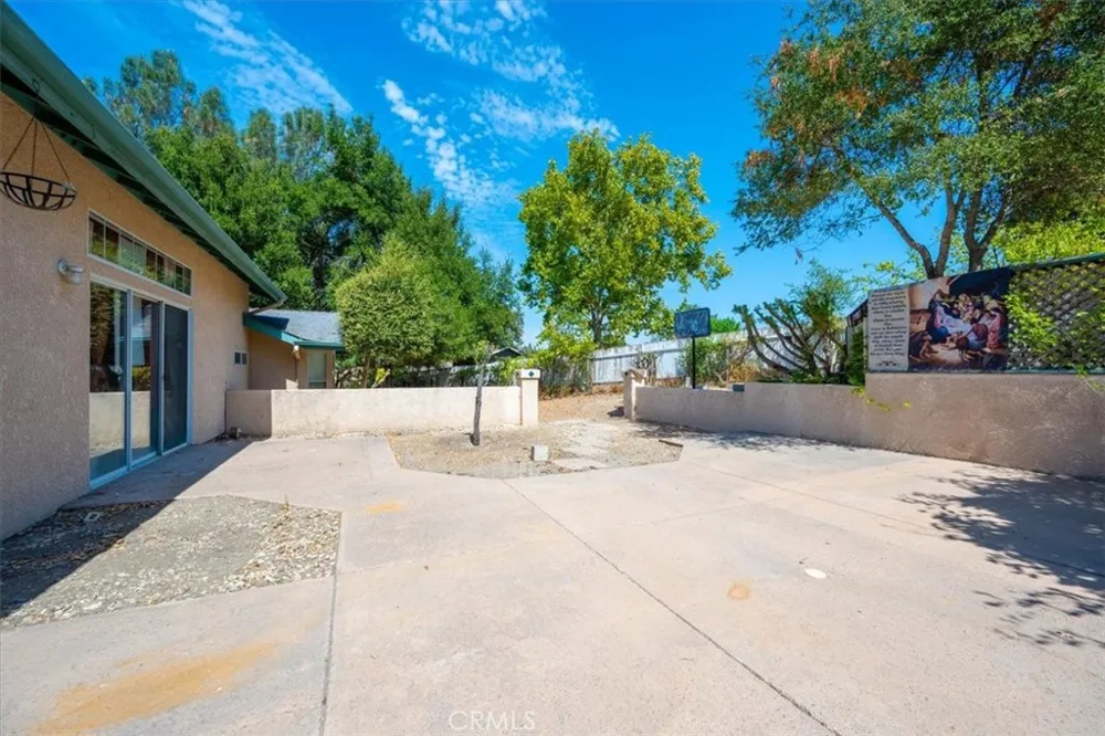9040 Caleta Atascadero, CA 93422