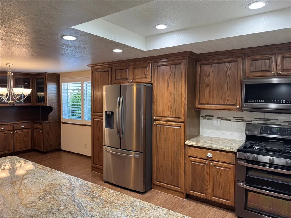 5837 W Avenue M2 Quartz Hill, CA 93536