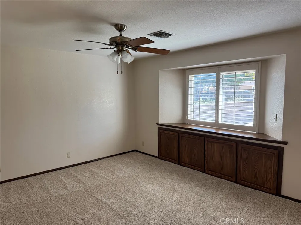 5837 W Avenue M2 Quartz Hill, CA 93536