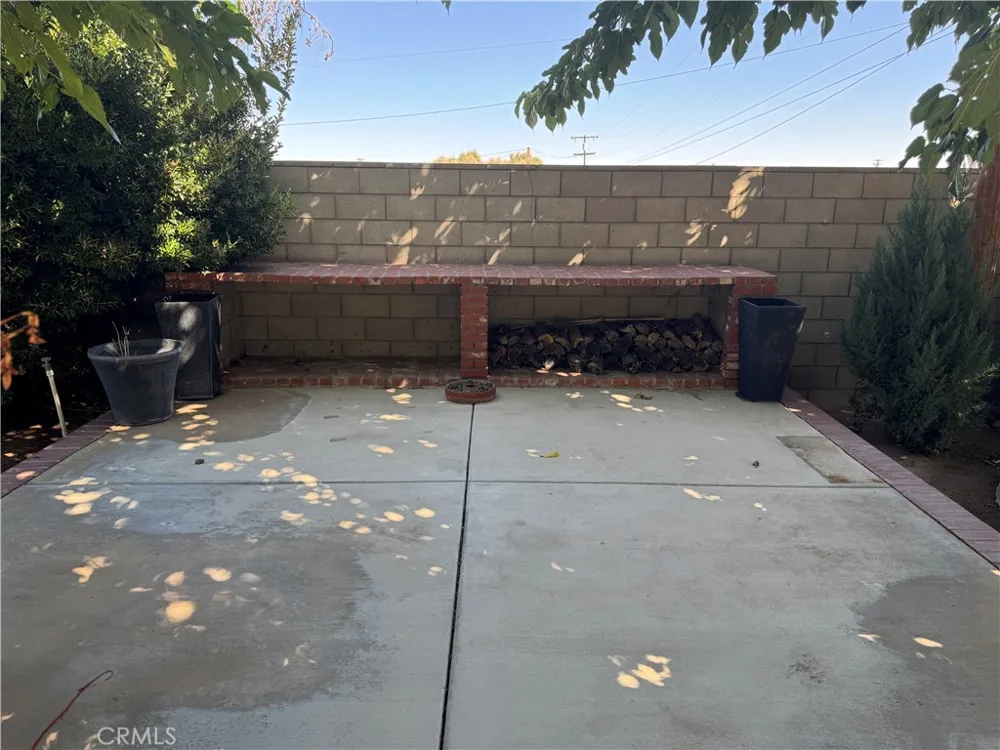 5837 W Avenue M2 Quartz Hill, CA 93536