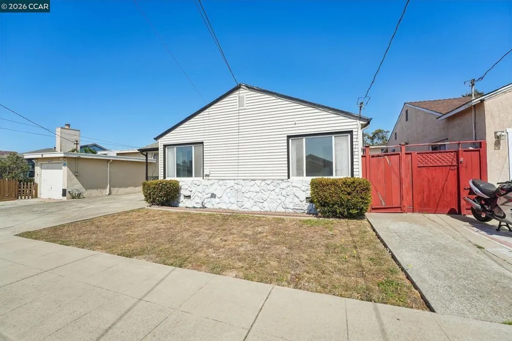 1611 Lincoln Ave Richmond, CA 94801