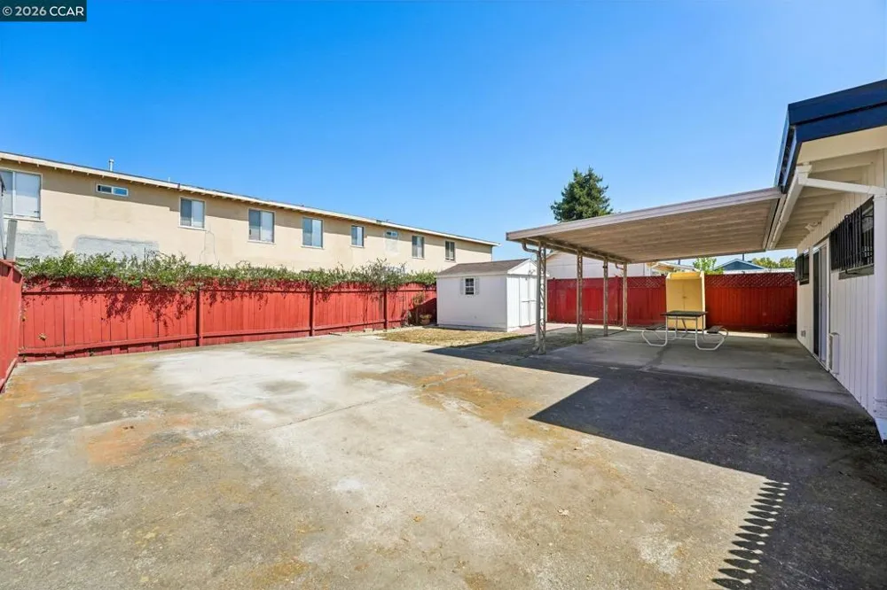 1611 Lincoln Ave Richmond, CA 94801