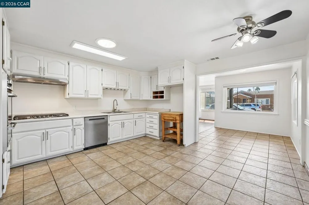 1611 Lincoln Ave Richmond, CA 94801