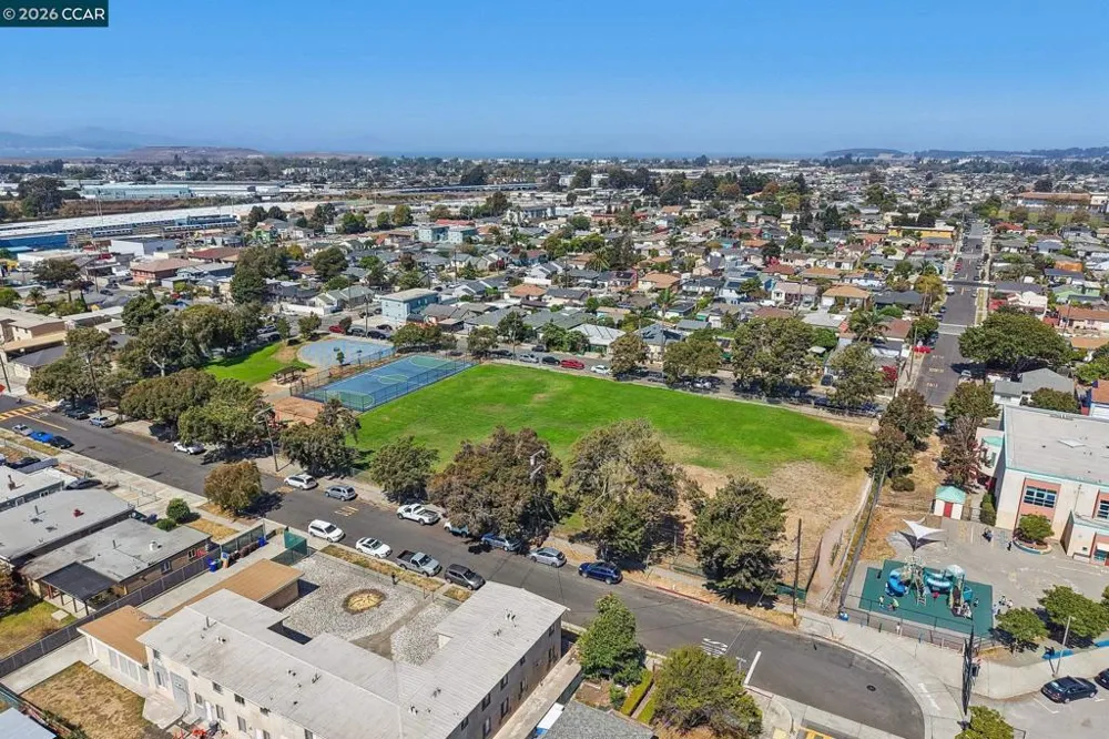 1611 Lincoln Ave Richmond, CA 94801