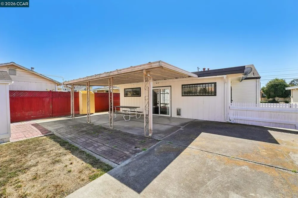1611 Lincoln Ave Richmond, CA 94801