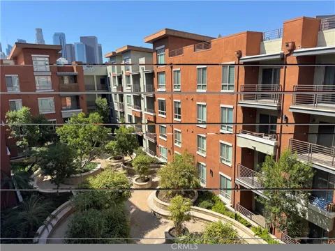 100 S Alameda #424