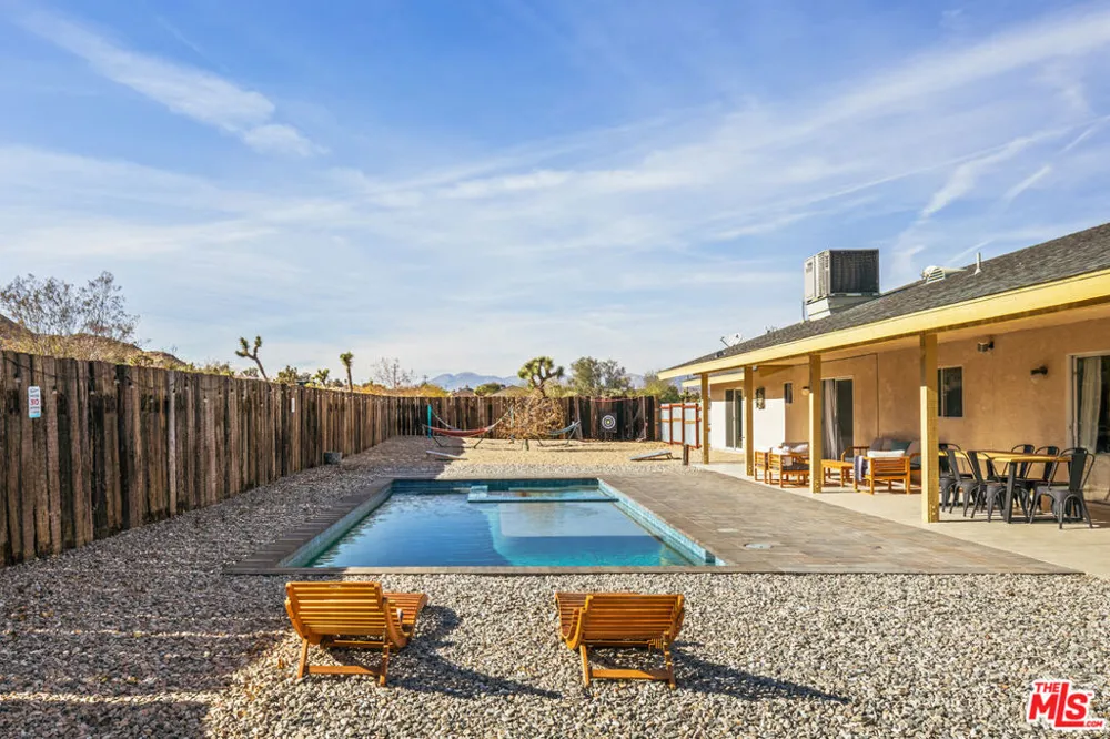 60789 Pueblo Trail Joshua Tree, CA 92252