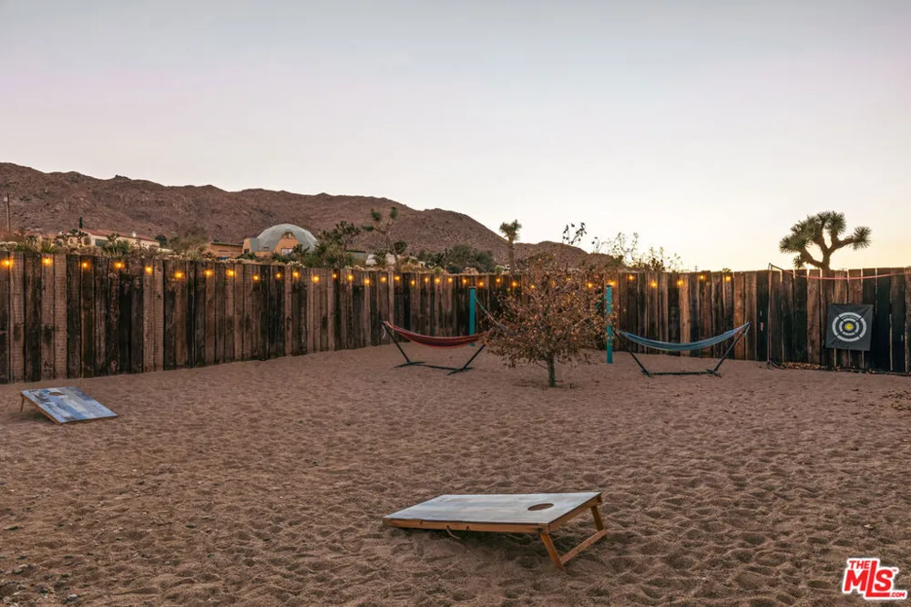 60789 Pueblo Trail Joshua Tree, CA 92252