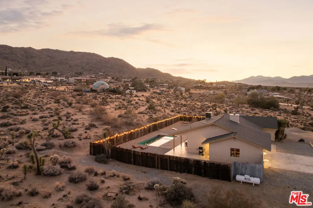 60789 Pueblo Trail Joshua Tree, CA 92252