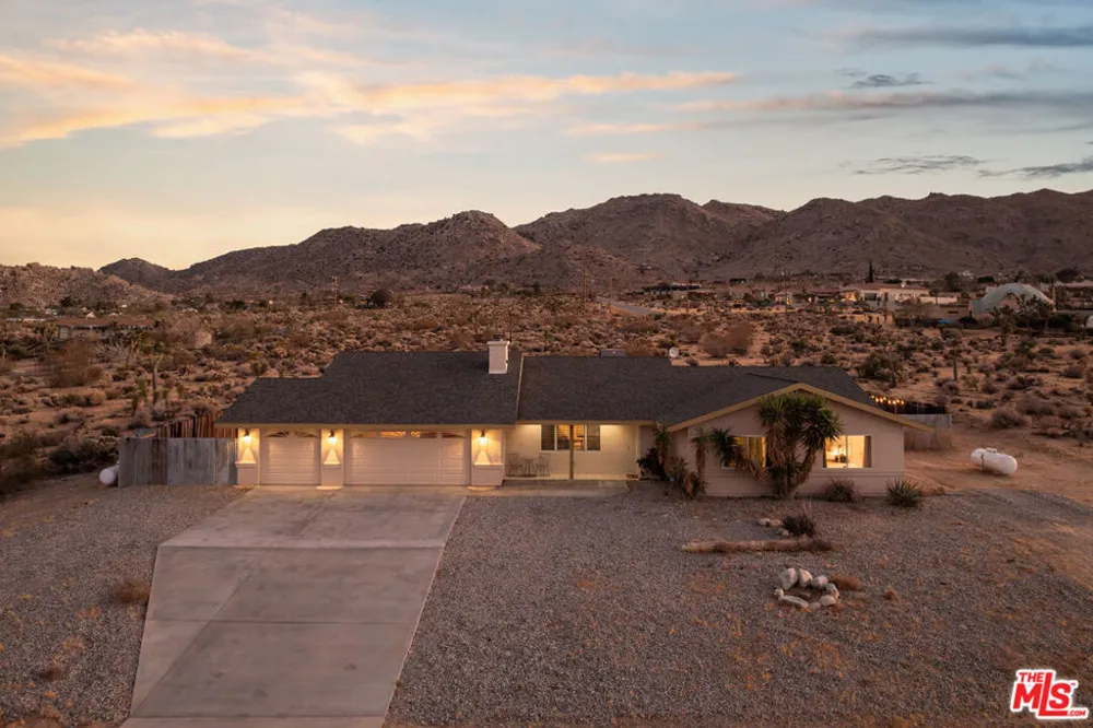 60789 Pueblo Trail Joshua Tree, CA 92252