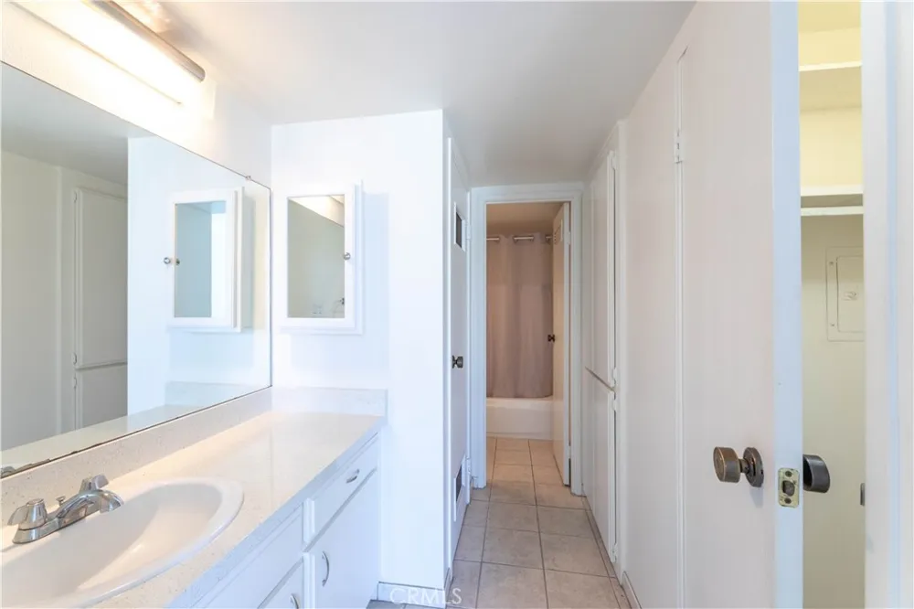 1750 E Ocean #501 Long Beach, CA 90802