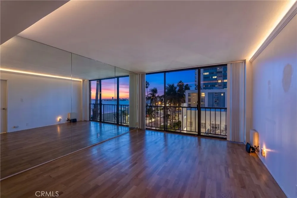 1750 E Ocean #501 Long Beach, CA 90802
