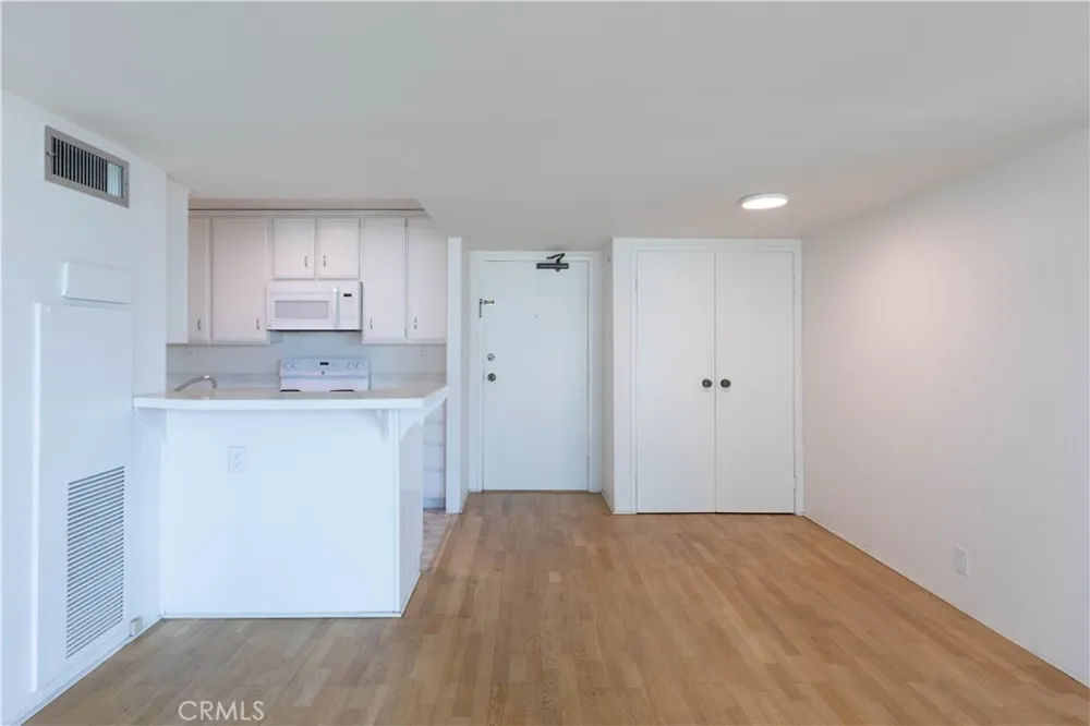 1750 E Ocean #501 Long Beach, CA 90802